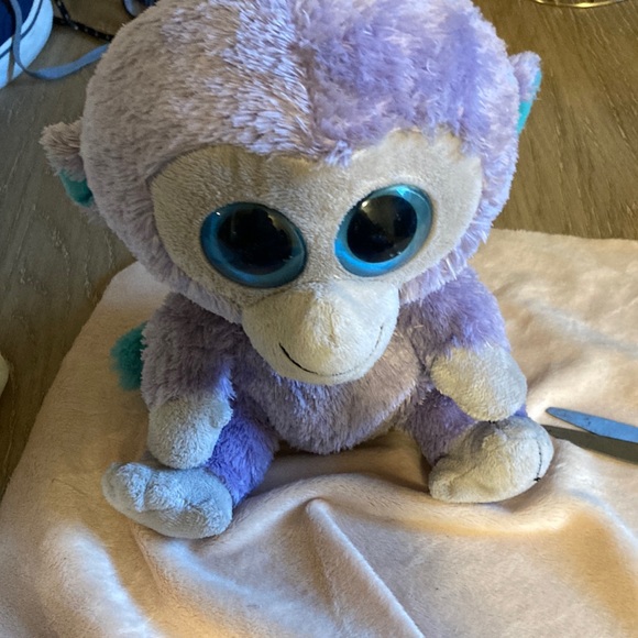 TY BEANIE BOOS - BLUEBERRY the 6" MONKEY - NO HANG TAG - Picture 1 of 5